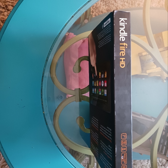 Kindle Fire HD - Picture 6 of 8